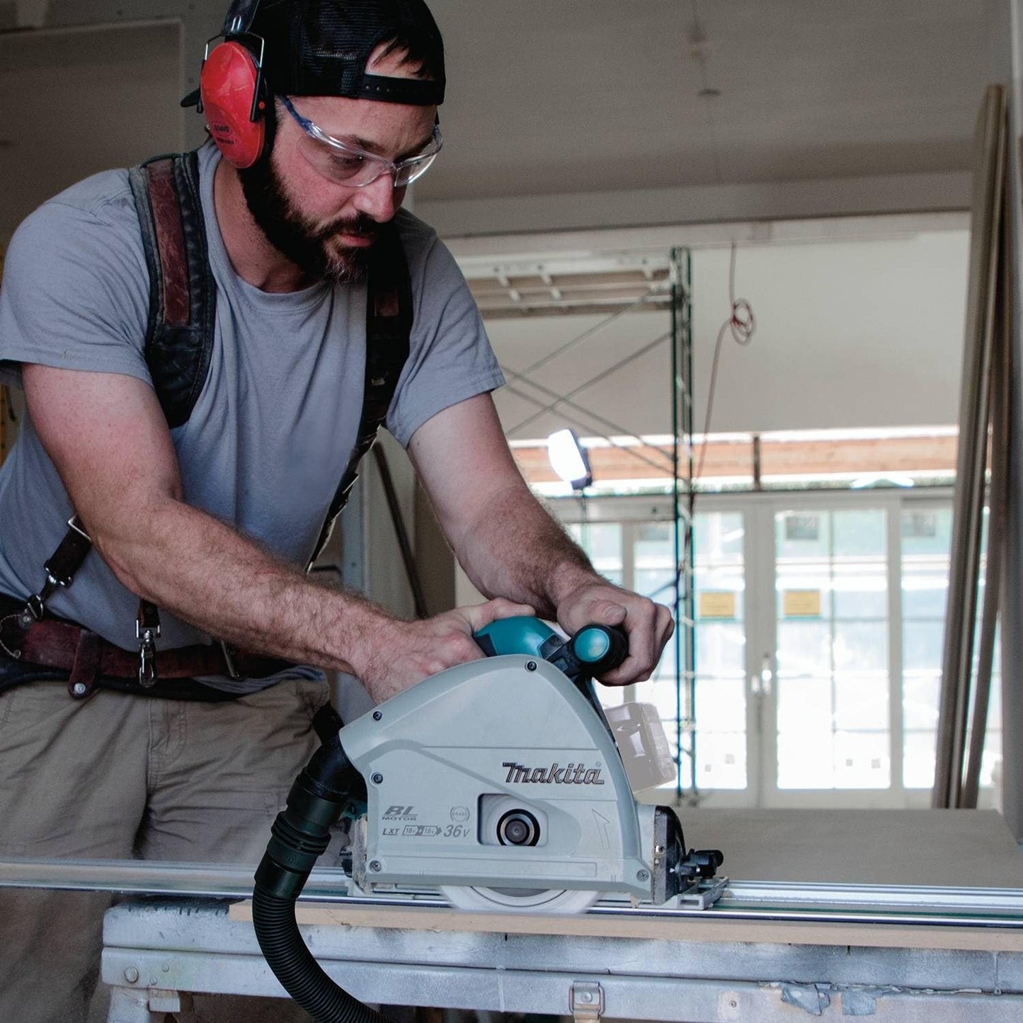 36V (18V X2) LXT® Brushless 6-1/2" Plunge Circular Saw,  AWS® (Tool Only)